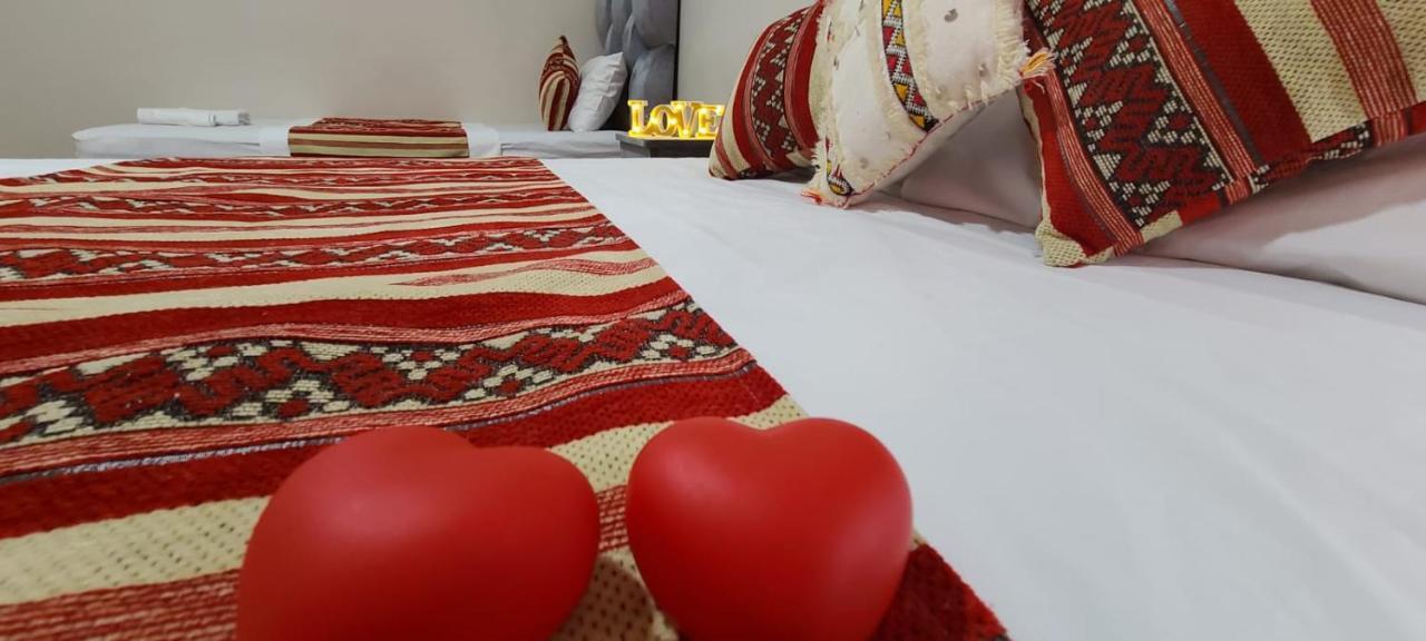 Traditional Place With A Special Moroccan Touch I Fibre Internet Up To 100 Mbps I Palms Appartement *